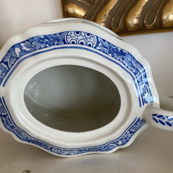 Antique Sugar Pot - Picture 3 of 11